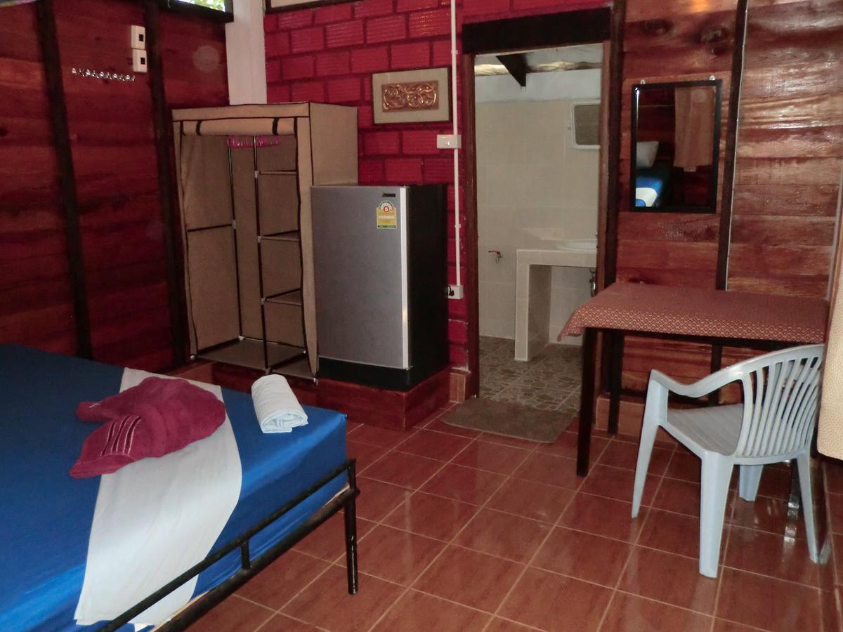 Hans Strand Bungalows Ko Lanta Esterno foto