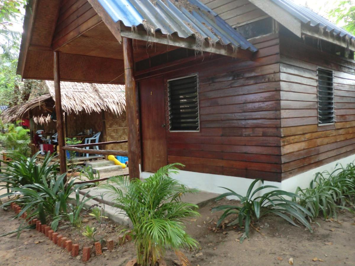 Hans Strand Bungalows Ko Lanta Esterno foto